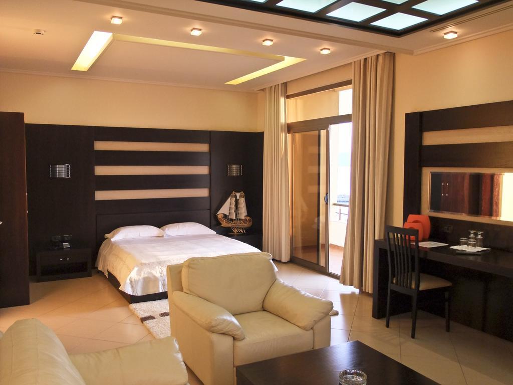 Paradise Beach Hotel Radhimë Quarto foto